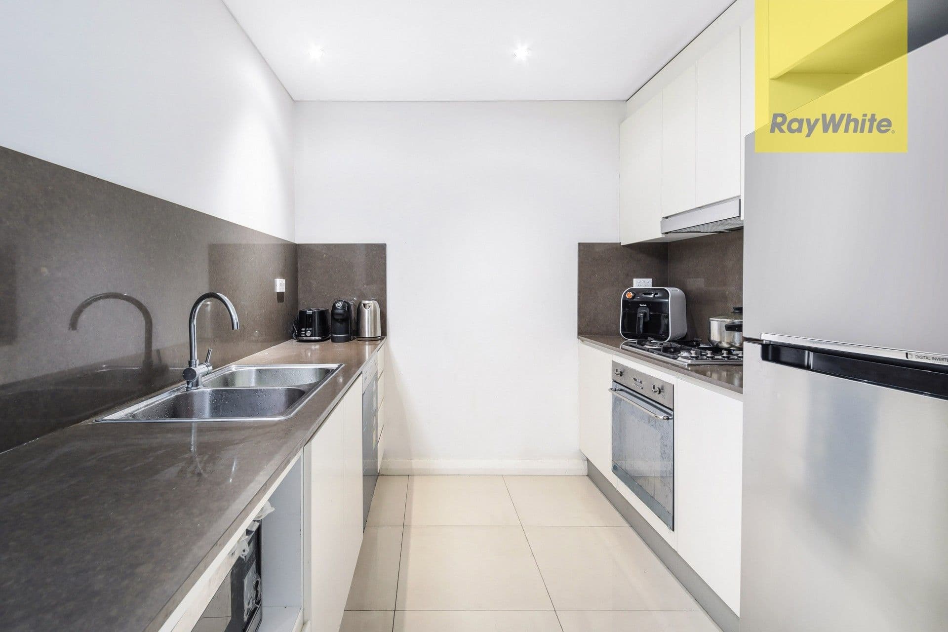 1 Church Avenue, Mascot NSW 2020, Mascot - Thumbnail 3