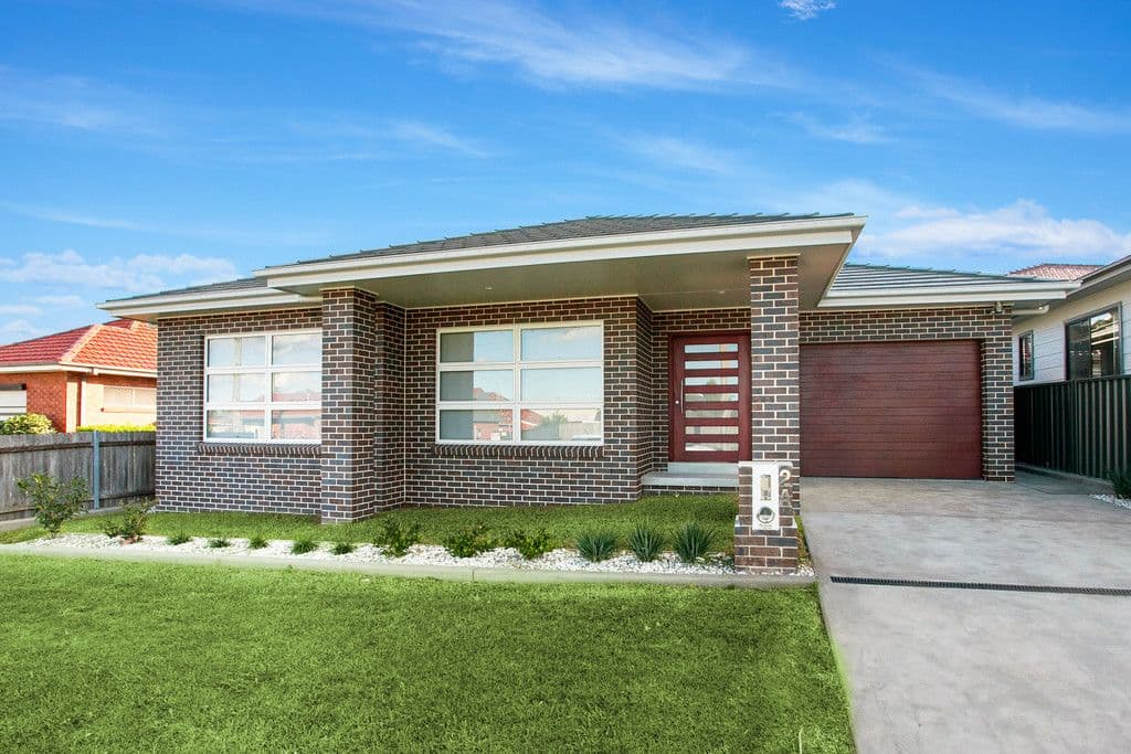 2 Ellengowan Crescent, Fairy Meadow - Image 1