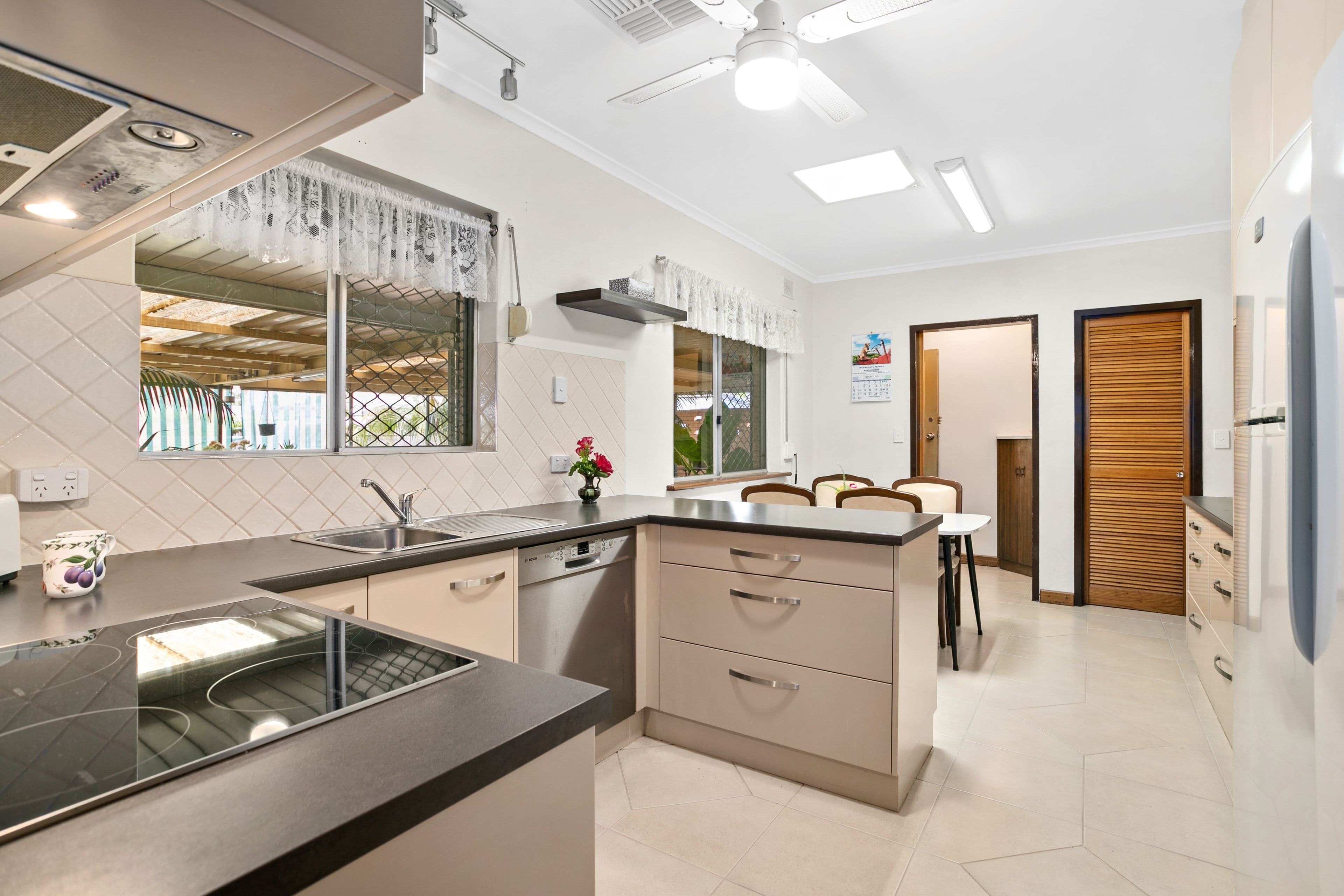 30-32 Ameroo Avenue, Milang SA 5256, Milang - Thumbnail 7