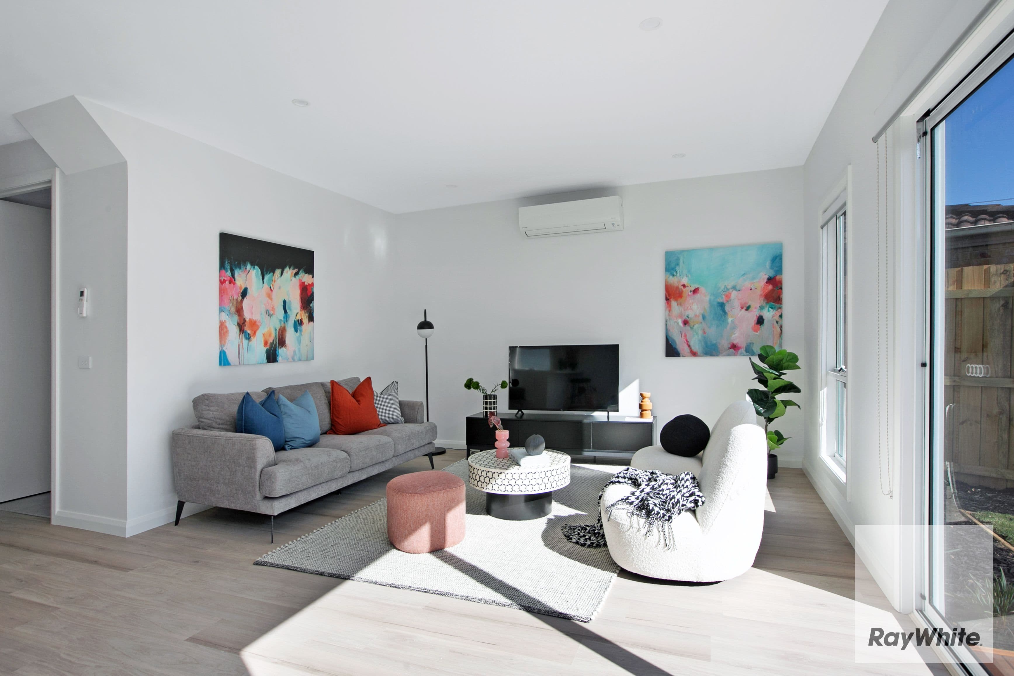 16 Thompson Street, Watsonia VIC 3087, Watsonia - Thumbnail 3