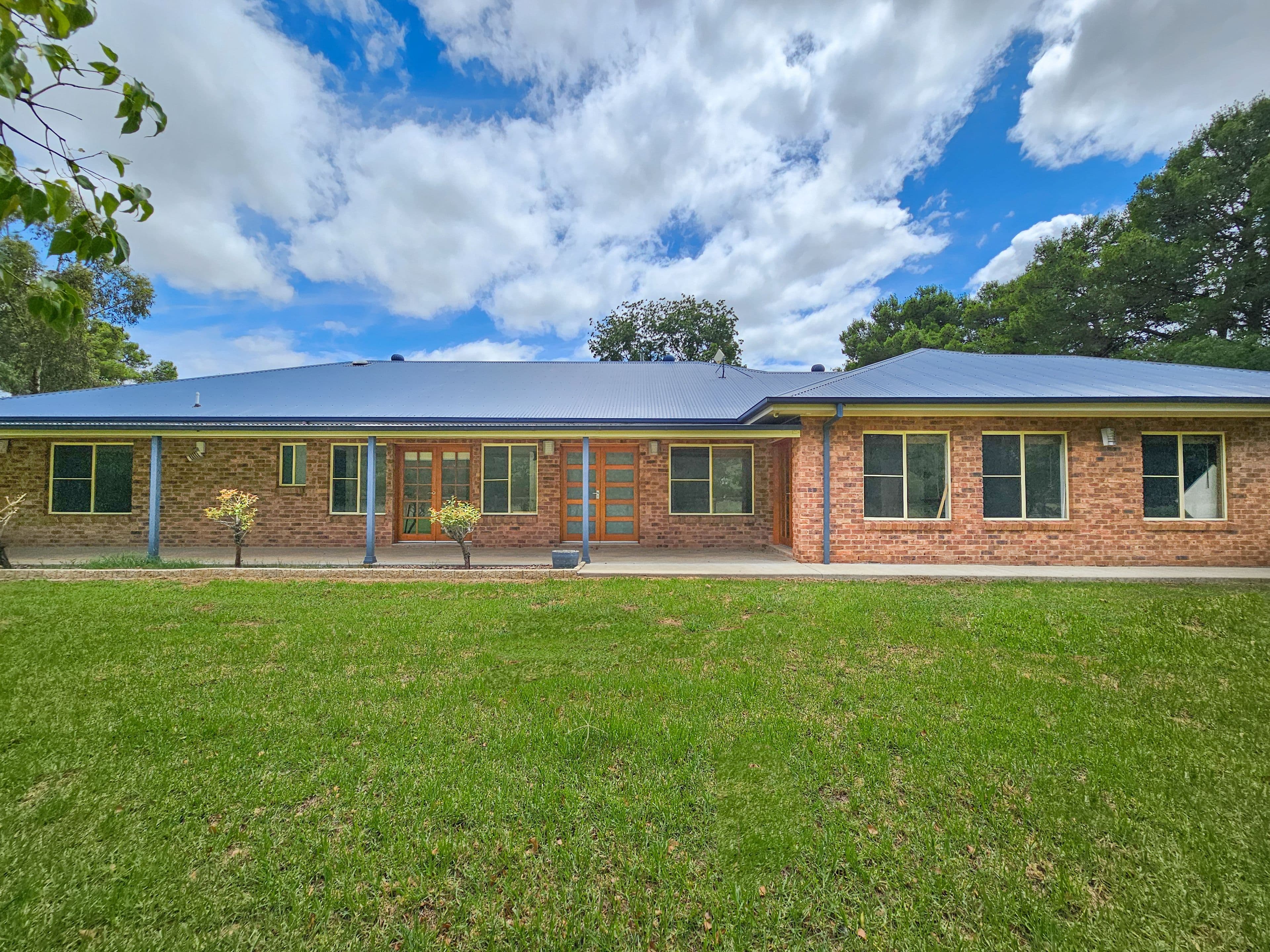 6 Davids Lane, Parkes NSW 2870, Parkes - Thumbnail 2