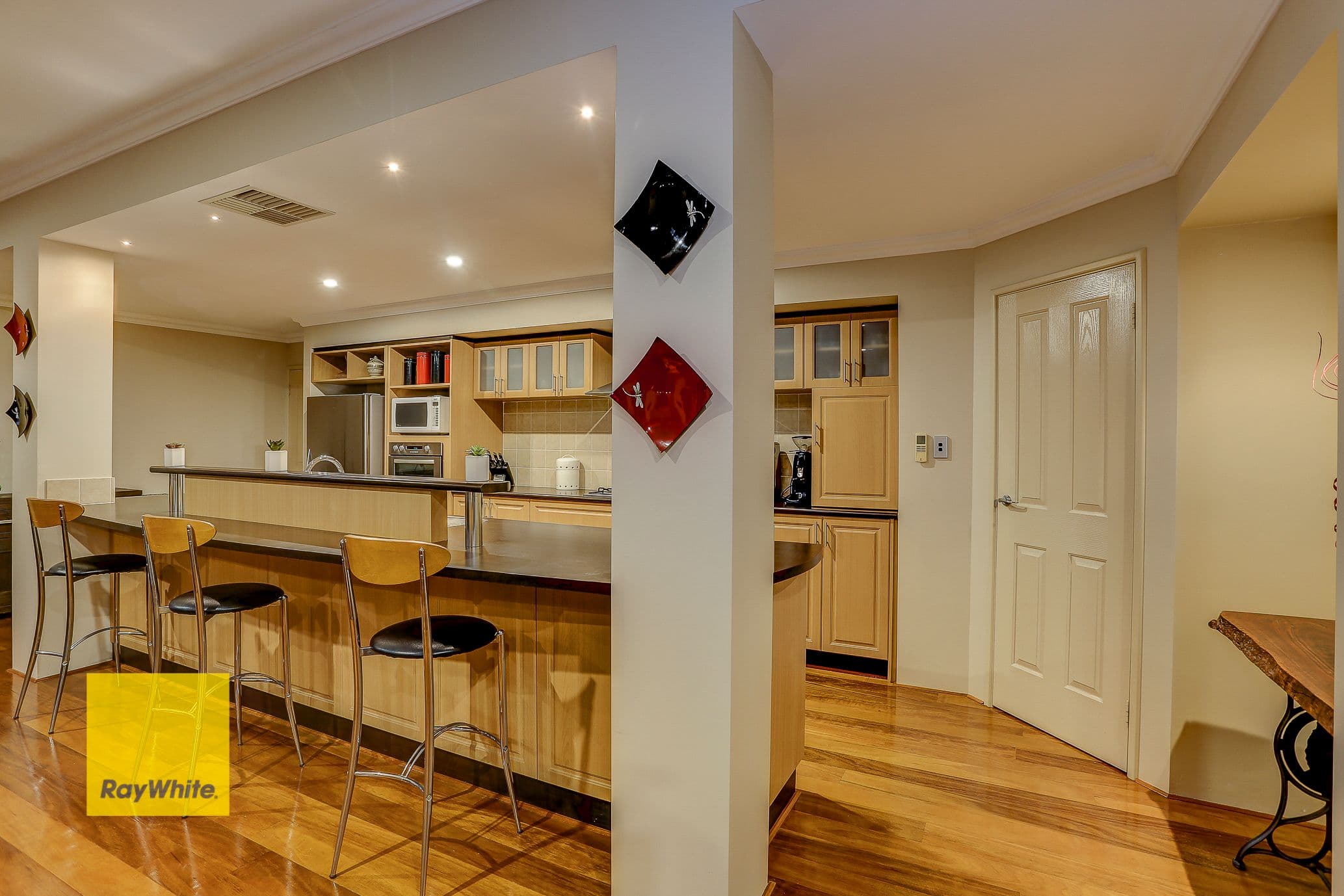14 Oakdene Drive, Madeley WA 6065, Madeley - Thumbnail 4