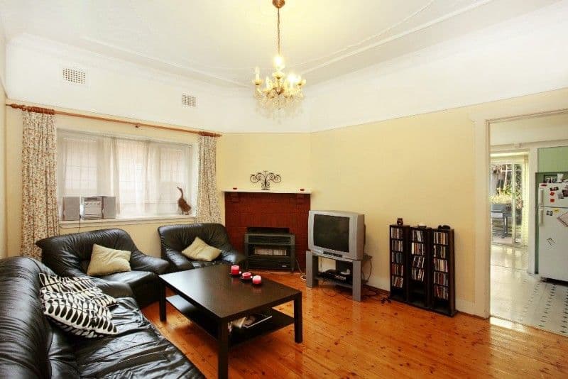 28 Farleigh Avenue, ASHFIELD NSW 2131, Ashfield - Thumbnail 2
