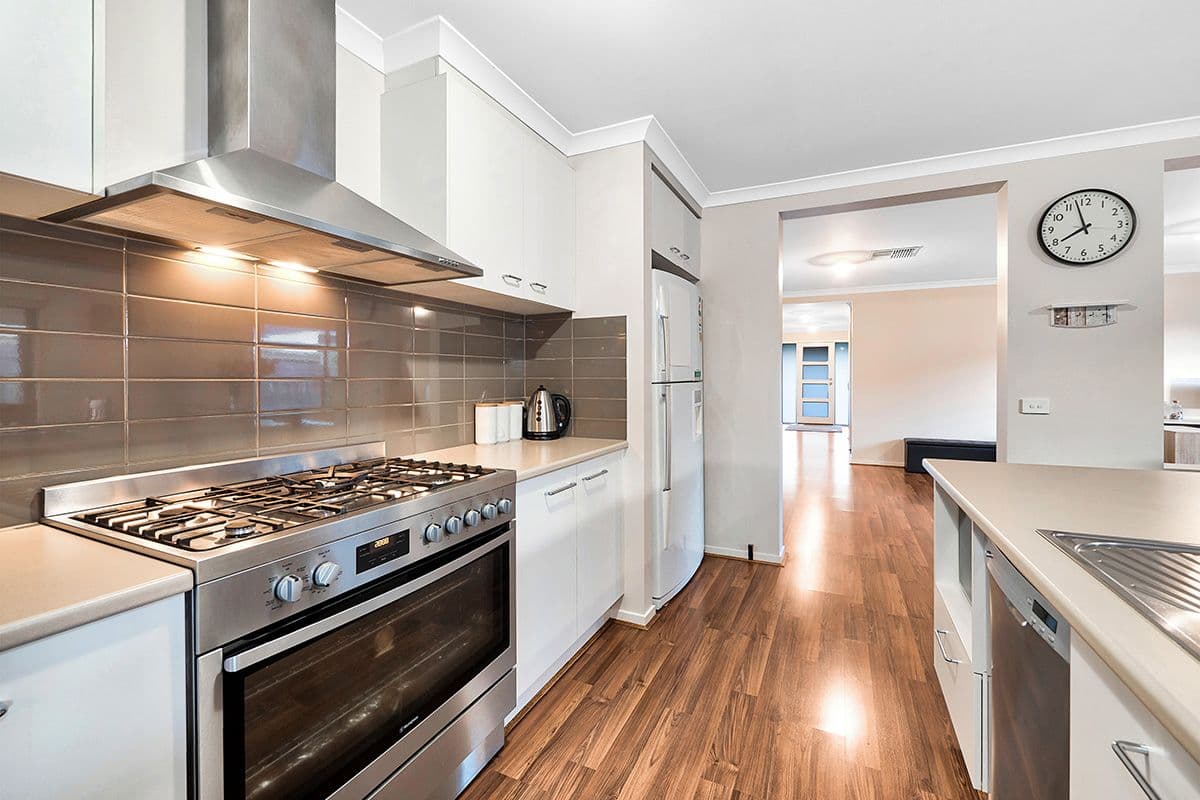 80 Glenelg Street, Clyde North VIC 3978, Clyde North - Thumbnail 5