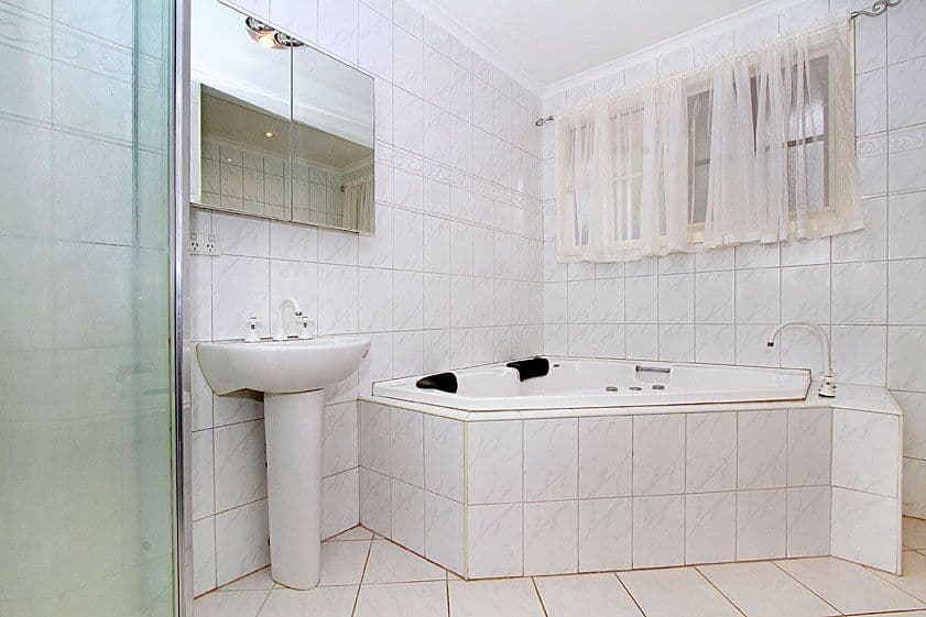 9 Burnley Court, GREENVALE VIC 3059, Greenvale - Thumbnail 7
