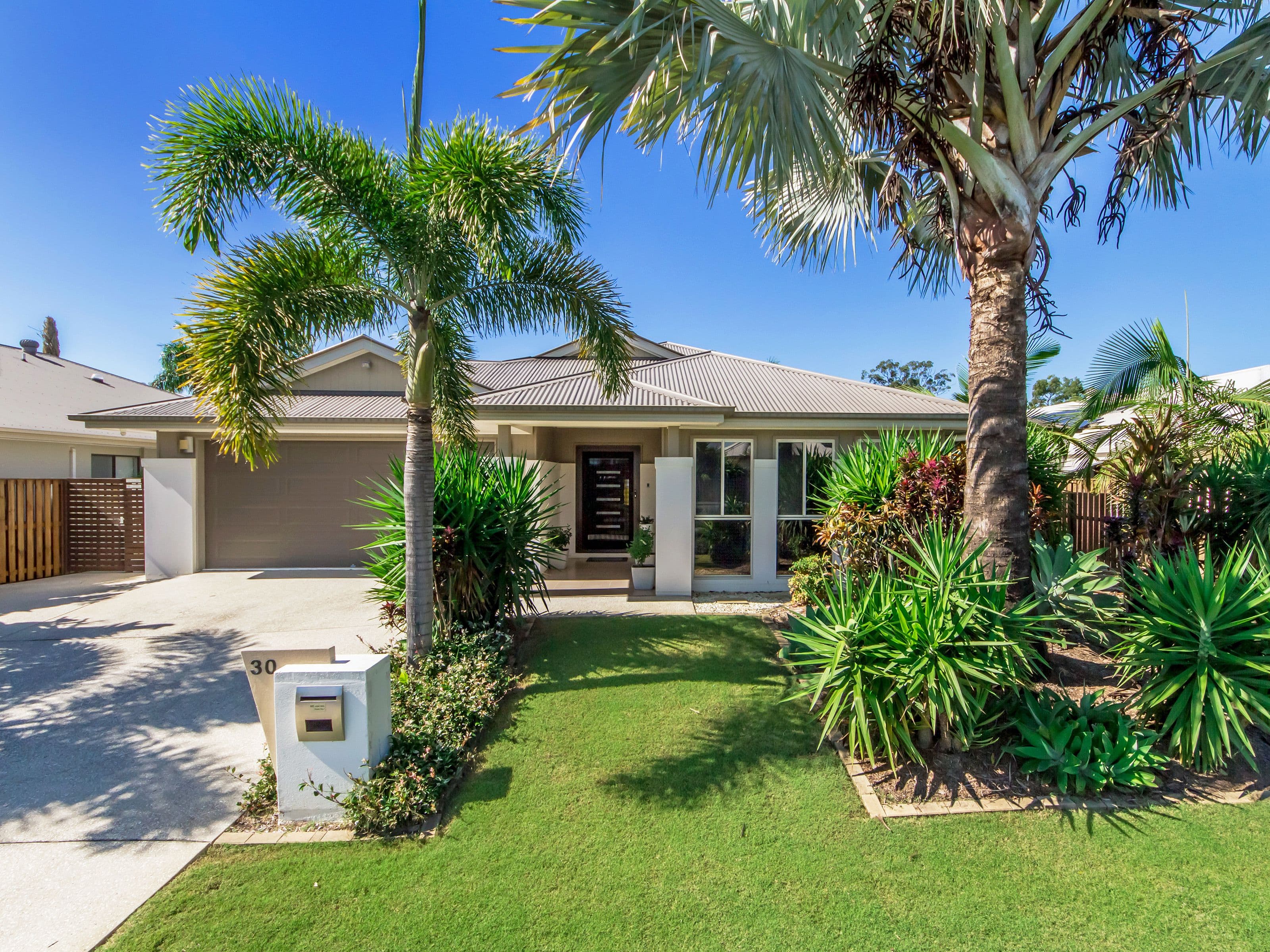 30 Pamphlet Lane, Coomera QLD 4209, Coomera - Thumbnail 2