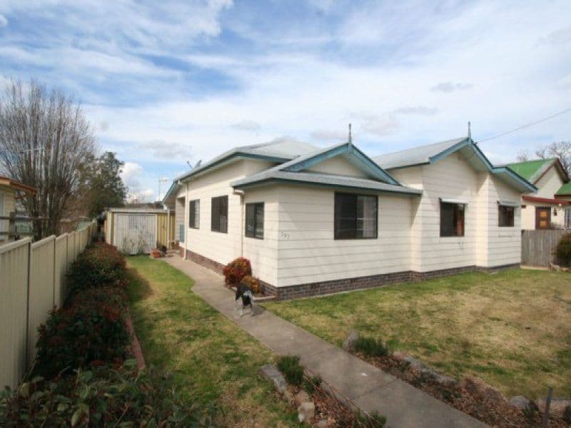 131 Logan Street, TENTERFIELD NSW 2372, Tenterfield - Image 1