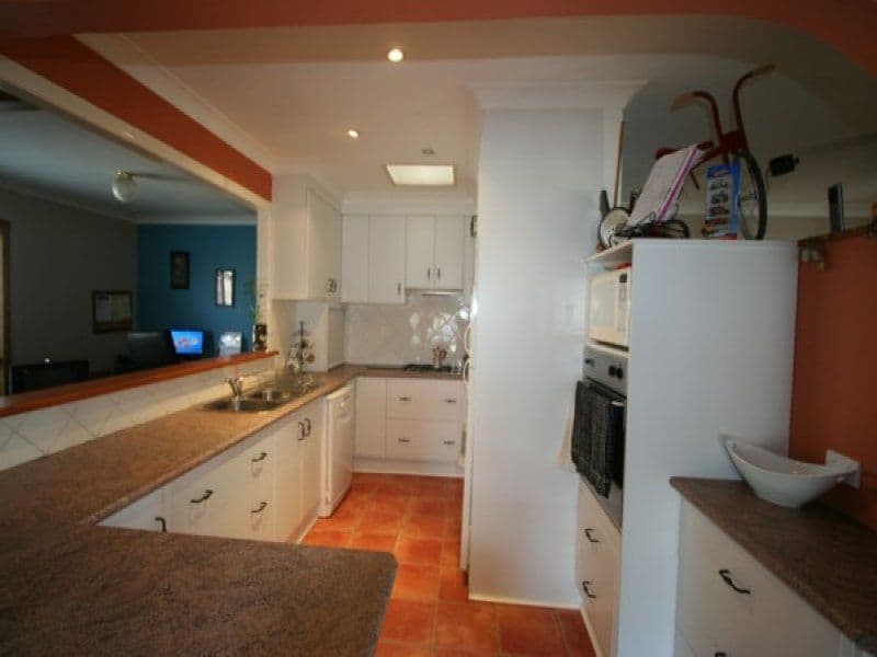 131 Logan Street, TENTERFIELD NSW 2372, Tenterfield - Thumbnail 7