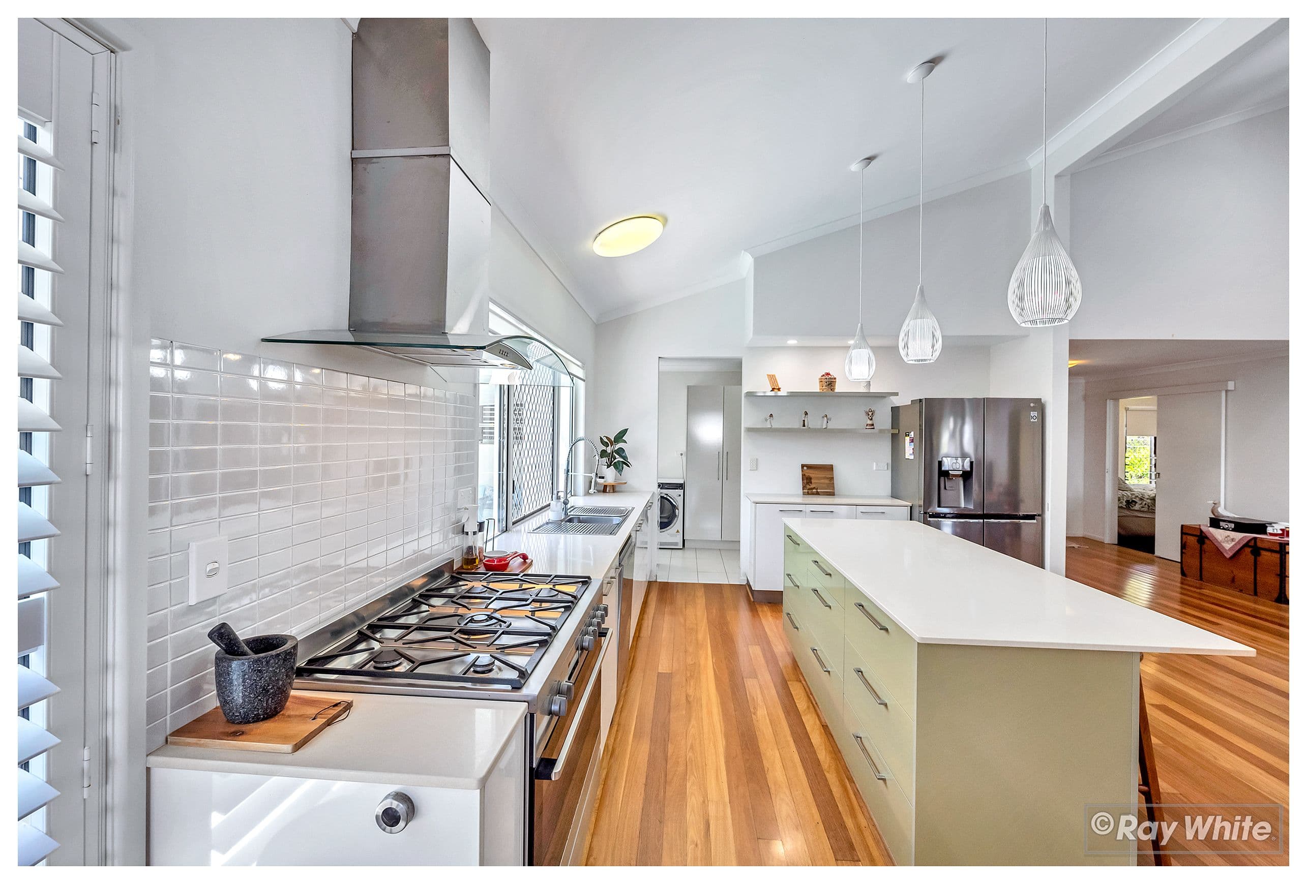 13 Hideaway Road, Zilzie QLD 4710, Zilzie - Thumbnail 3