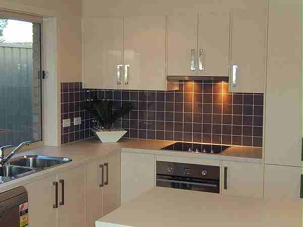 4 Alma Street, RENMARK SA 5341, Renmark - Thumbnail 2