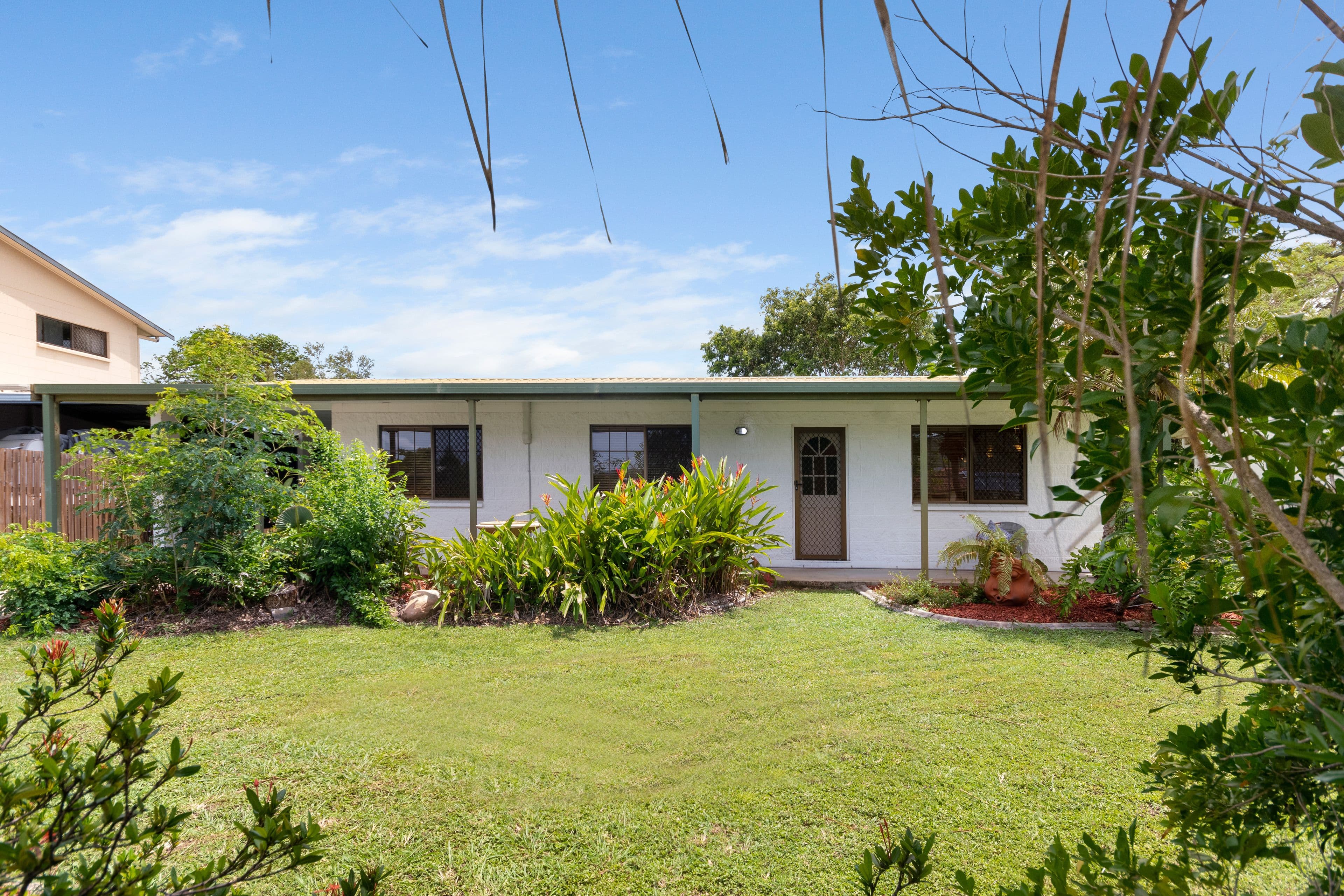 5 Larkspur Crescent, Annandale QLD 4814, Annandale - Thumbnail 2