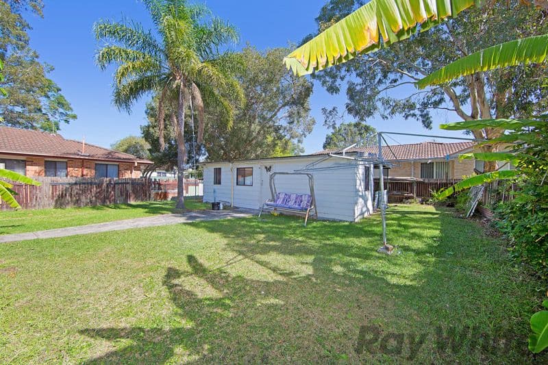 4 Manoa Road, Budgewoi NSW 2262, Budgewoi - Thumbnail 2