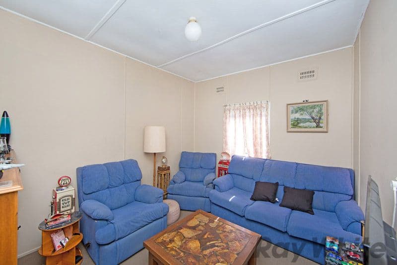 4 Manoa Road, Budgewoi NSW 2262, Budgewoi - Thumbnail 4