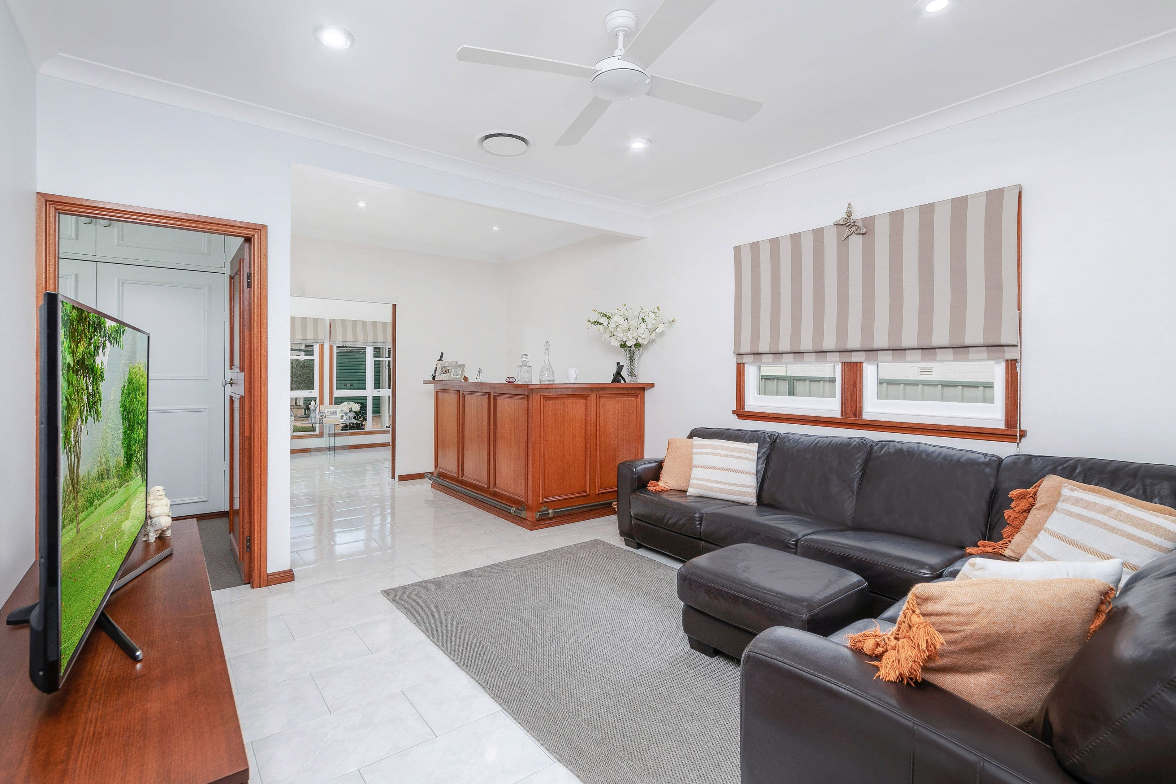 9 Angus Avenue, Auburn NSW 2144, Auburn - Thumbnail 2