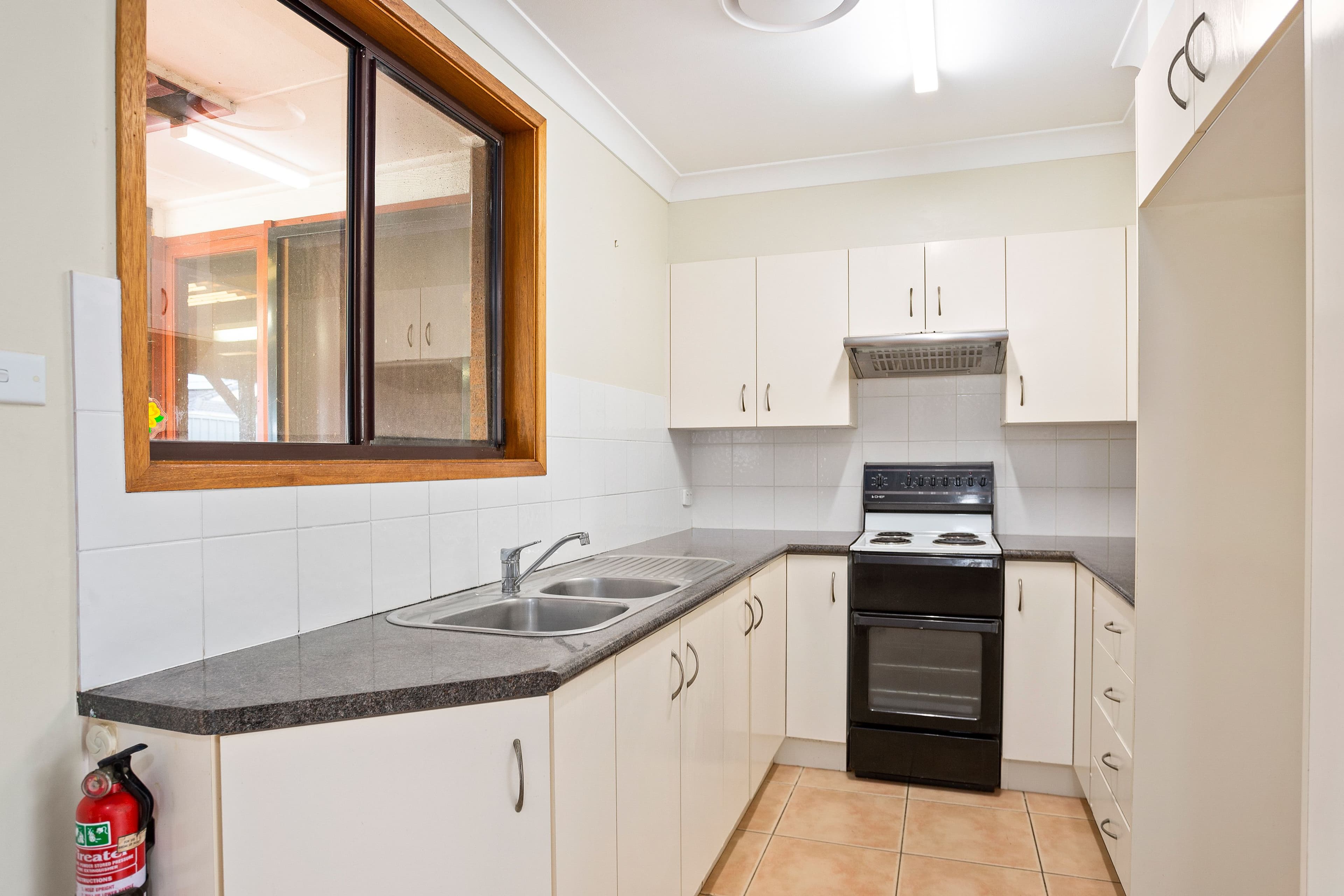 8 Decora Place, Albion Park Rail NSW 2527, Albion Park Rail - Thumbnail 4