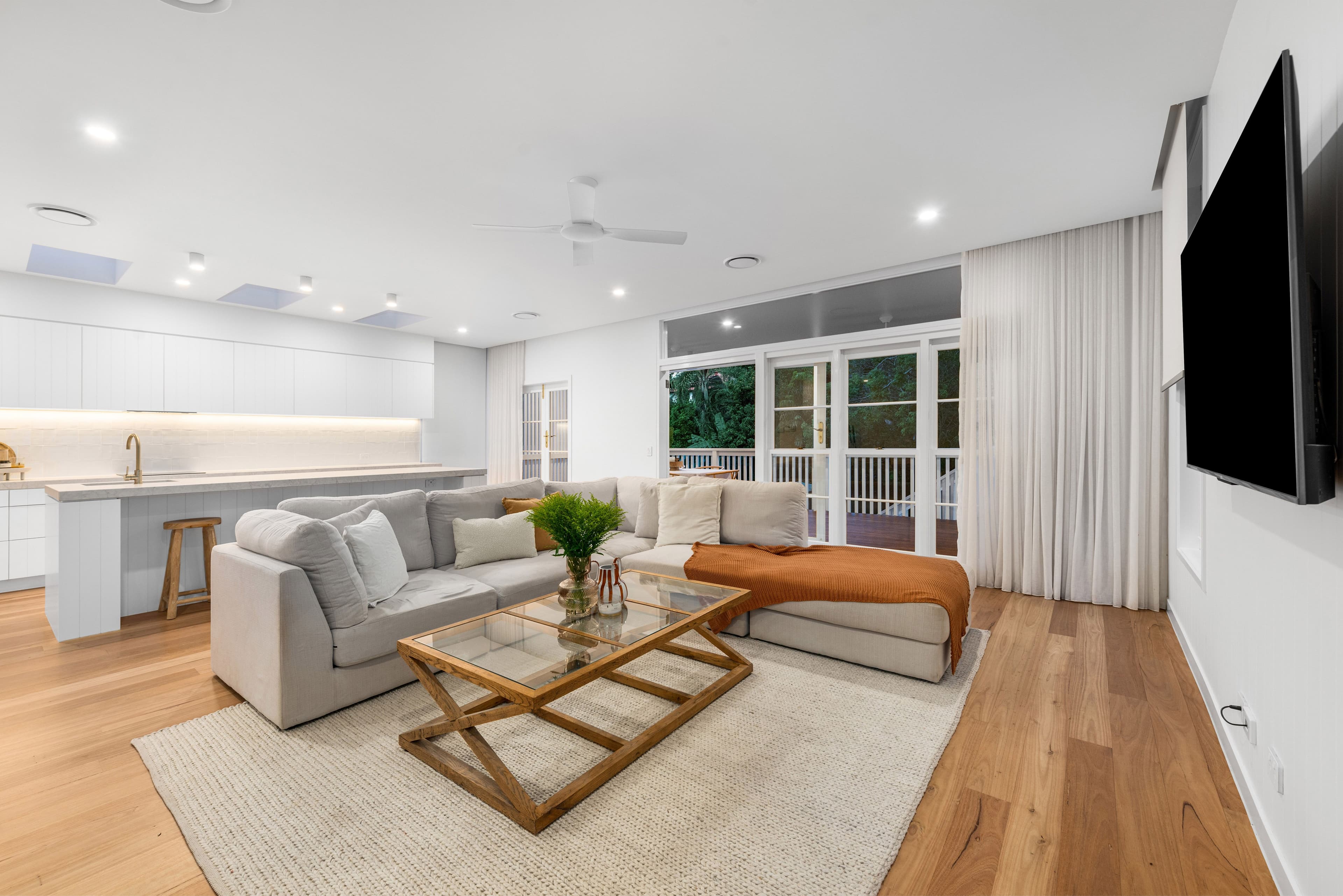 98 Dewar Terrace, Sherwood QLD 4075, Sherwood - Thumbnail 3