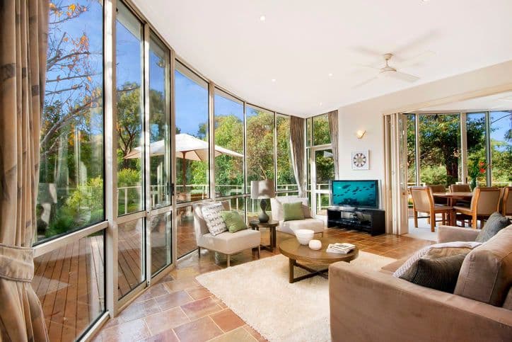 24 Studley Street, DONCASTER VIC 3108, Doncaster - Thumbnail 2