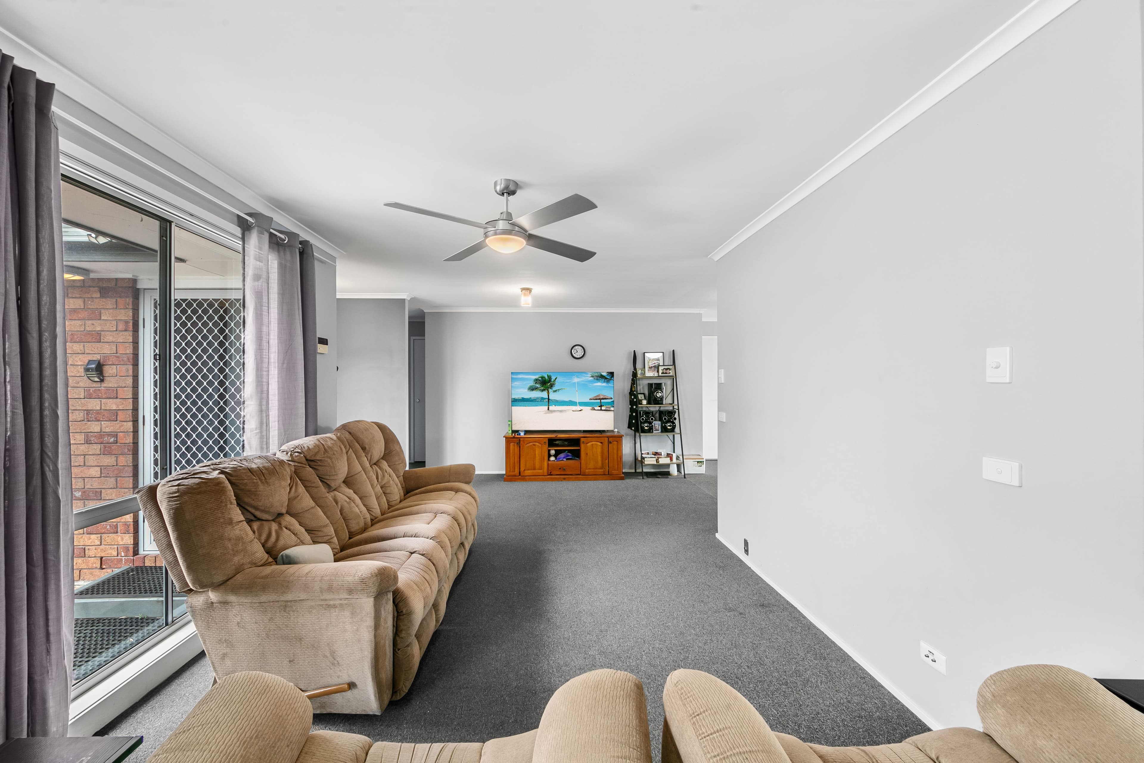 15 Storm Crescent, Blue Haven NSW 2262, Blue Haven - Thumbnail 4