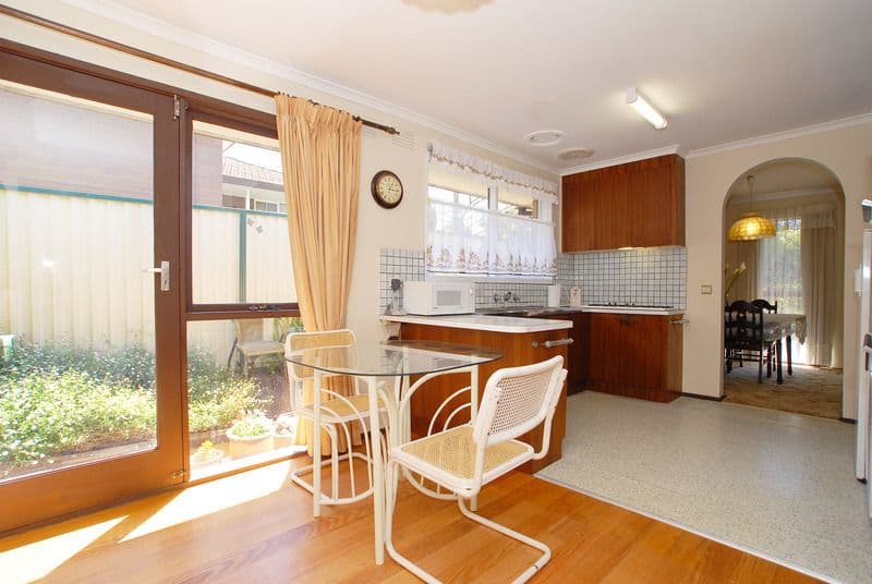 23 Silverton Drive, FERNTREE GULLY VIC 3156, Ferntree Gully - Thumbnail 2
