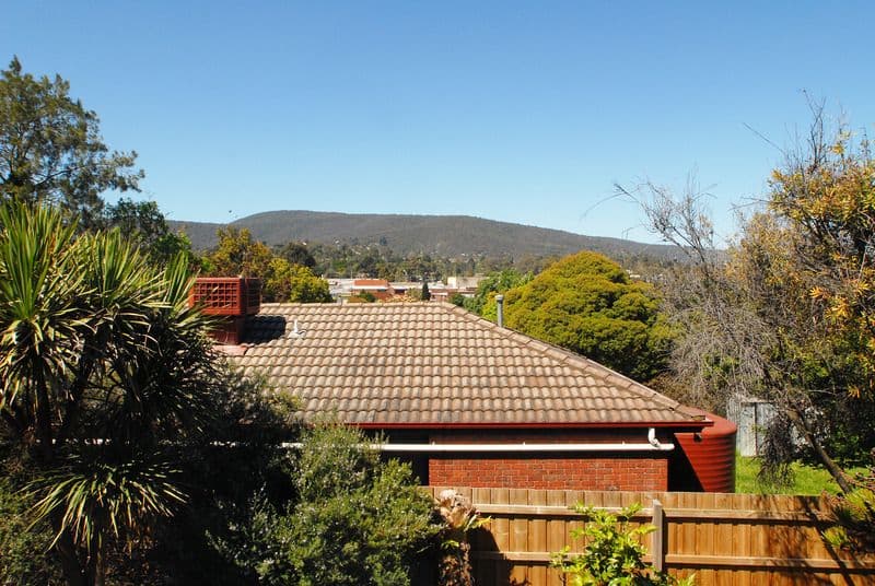 23 Silverton Drive, FERNTREE GULLY VIC 3156, Ferntree Gully - Thumbnail 8