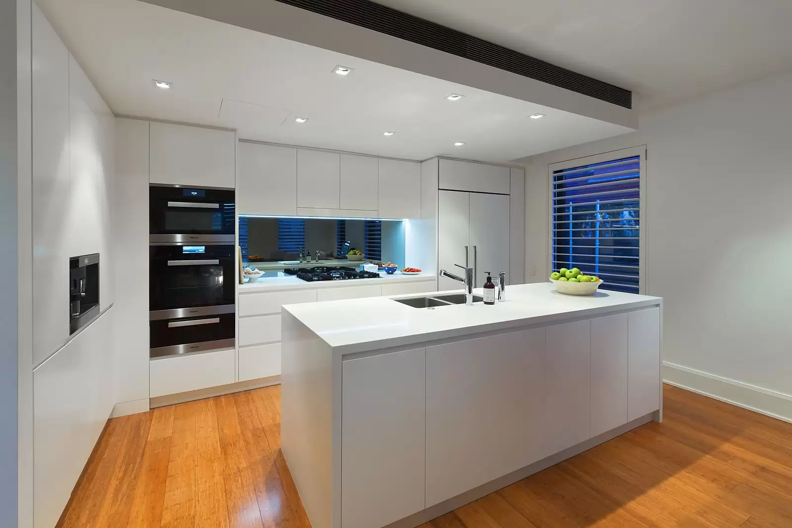 7/36 Jerdanefield Road, St Lucia - Thumbnail 5