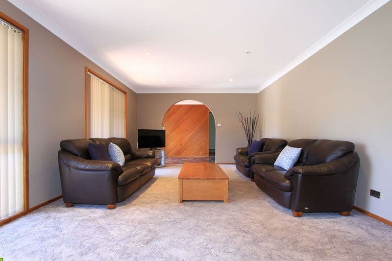 9 Tamarind Drive, CORDEAUX HEIGHTS NSW 2526, Cordeaux Heights - Thumbnail 2