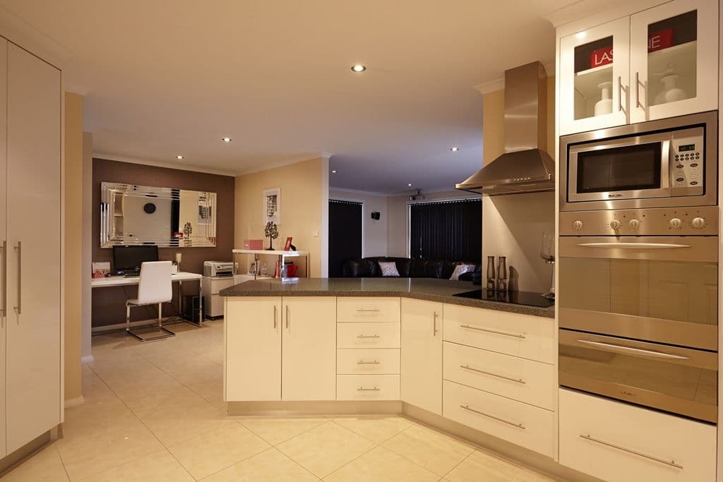 21 Clearview Avenue, TREVALLYN TAS 7250, Trevallyn - Thumbnail 5