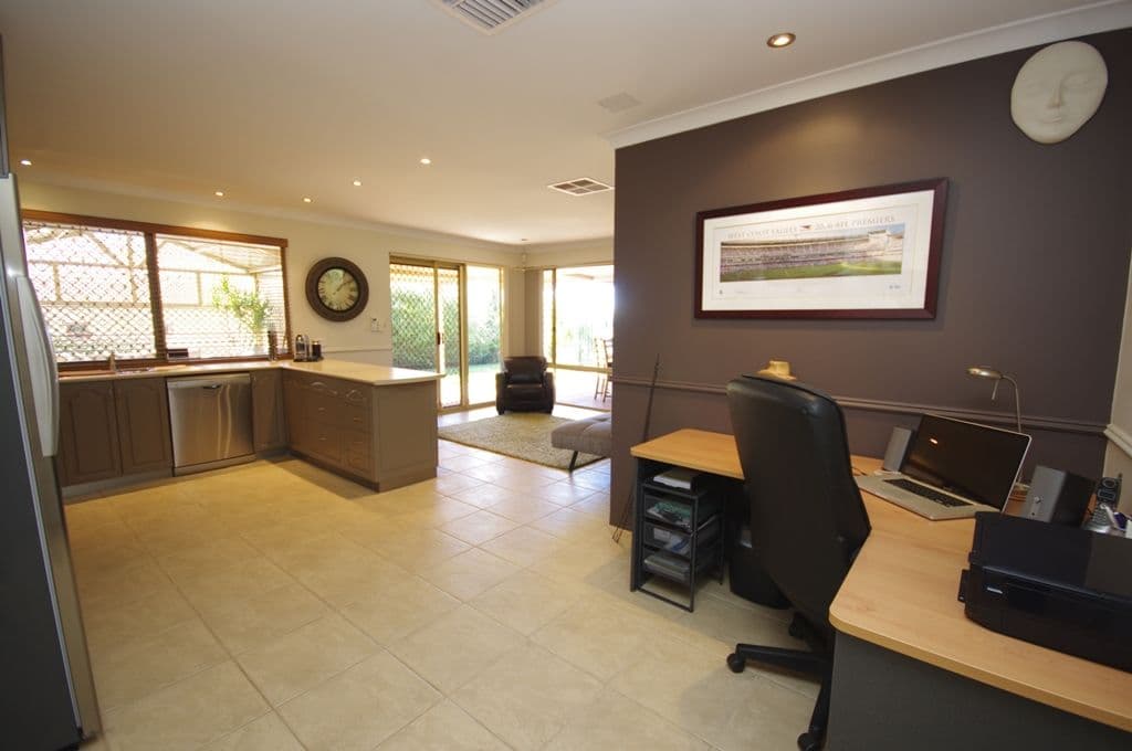 19 Floribunda Gardens, MIRRABOOKA WA 6061, Mirrabooka - Thumbnail 6