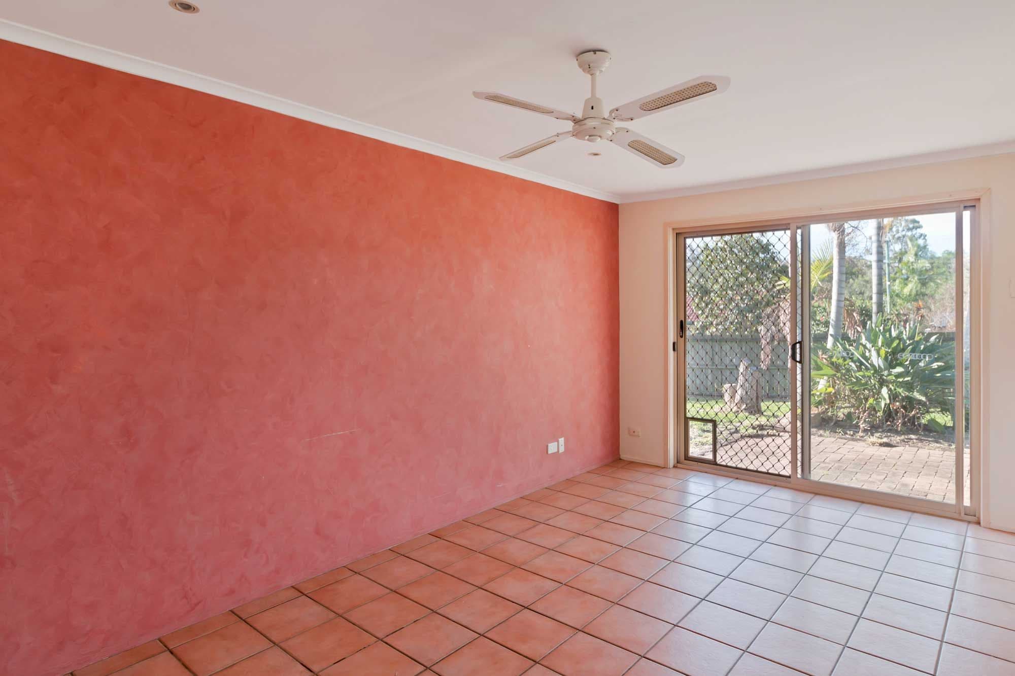 10 Mooloolah Court, Hillcrest QLD 4118, Hillcrest - Thumbnail 2