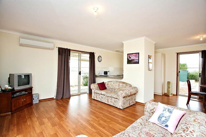 18 Heron Crescent, THOMPSON BEACH SA 5501, Thompson Beach - Thumbnail 6