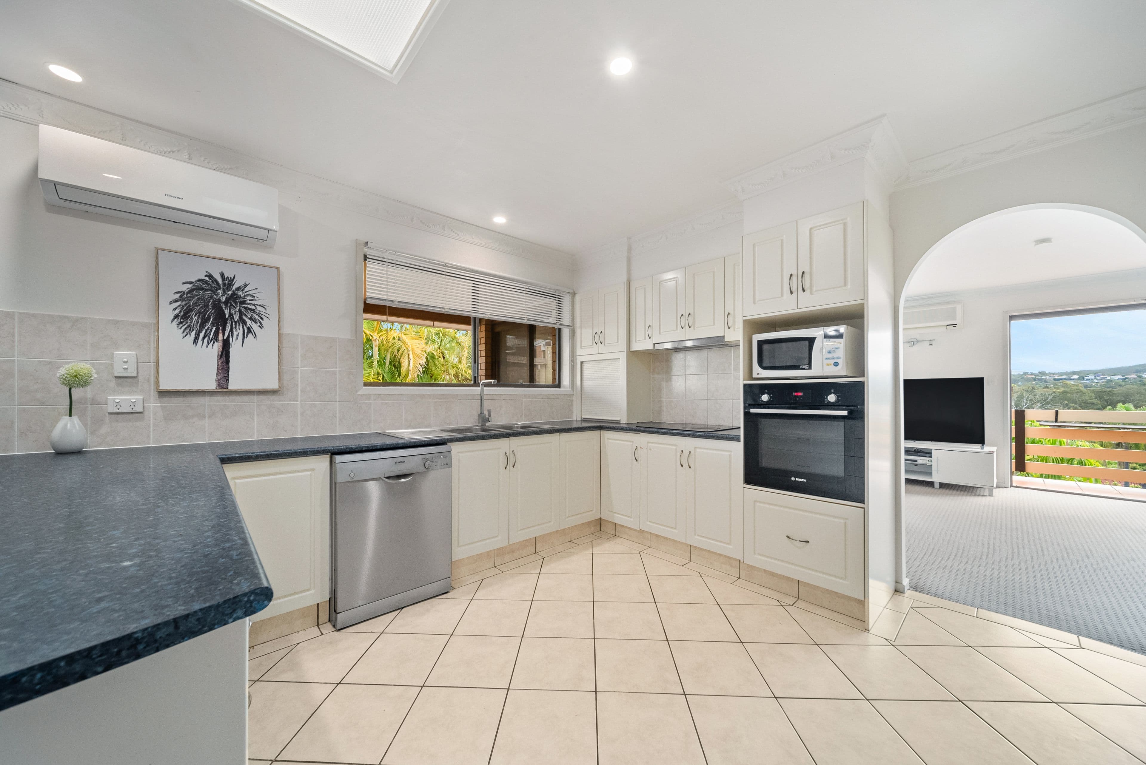 9 Ivy Street, Carrara QLD 4211, Carrara - Thumbnail 7