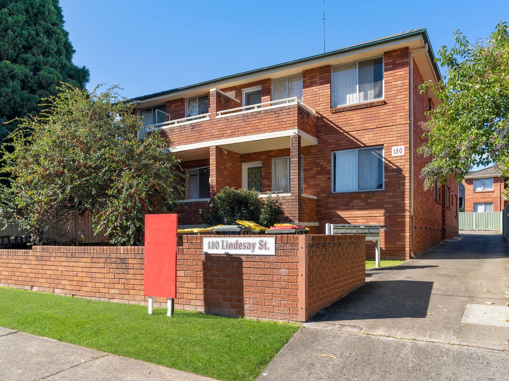 4/180 Lindesay Street, Campbelltown NSW 2560, Campbelltown - Thumbnail 2