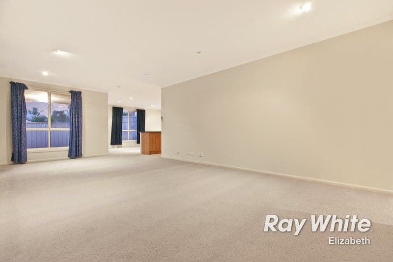 11 Exford Boulevard, CRAIGMORE SA 5114, Craigmore - Thumbnail 4