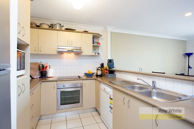 8 Jendie Street, GEEBUNG QLD 4034, Geebung - Image 1