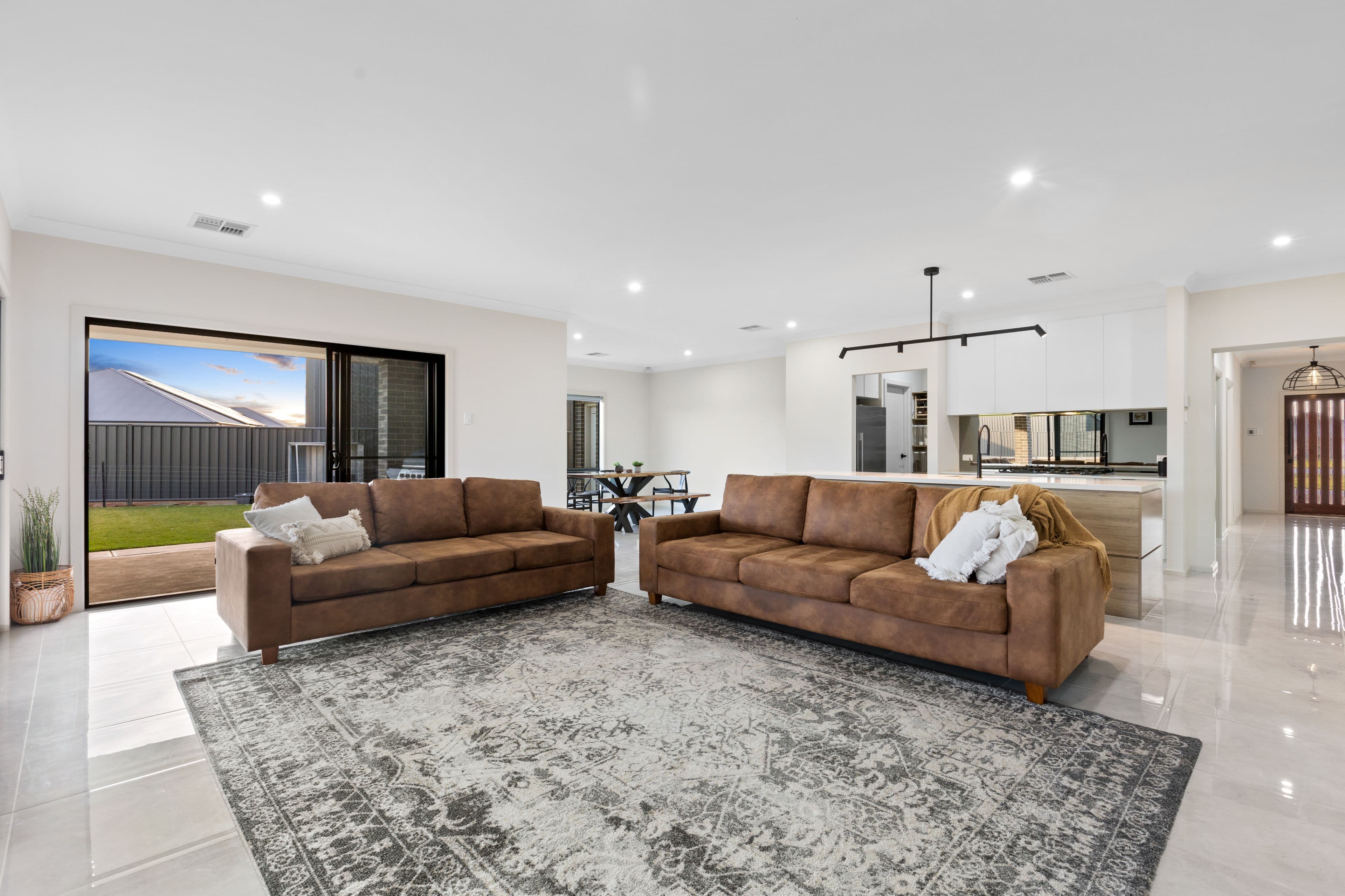 45 Magnolia Boulevard, Two Wells SA 5501, Two Wells - Thumbnail 2