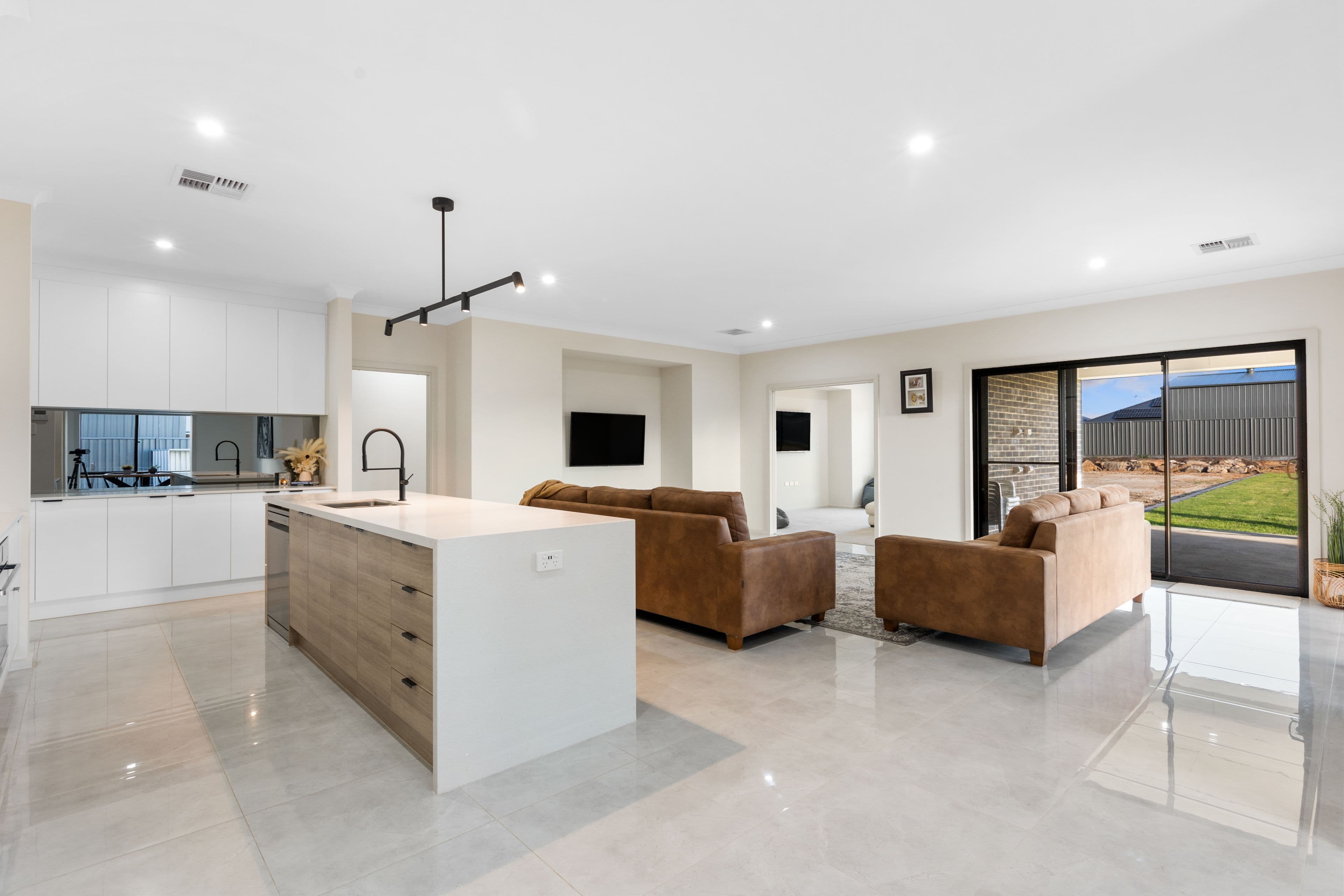 45 Magnolia Boulevard, Two Wells SA 5501, Two Wells - Thumbnail 5