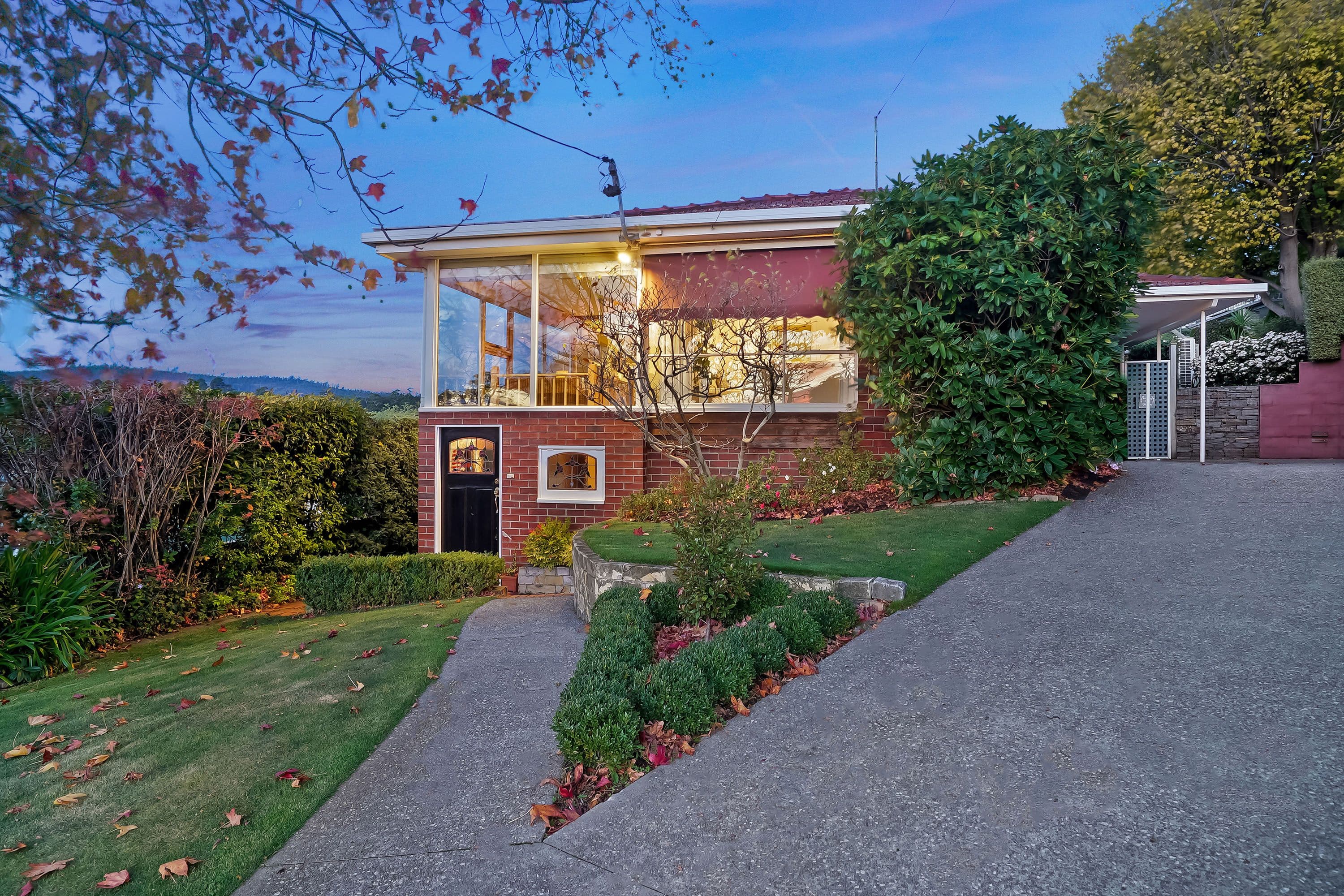 7 Swansea Court, Lindisfarne TAS 7015, Lindisfarne - Image 1