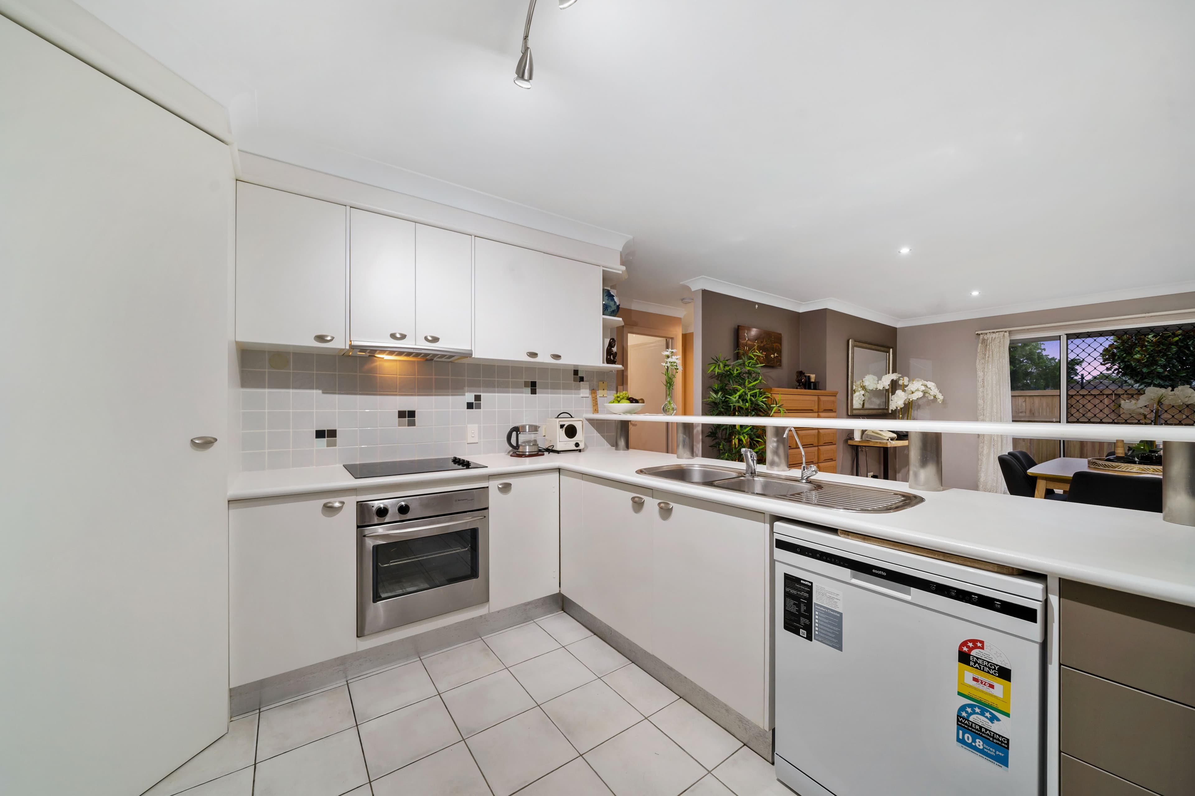 27 Woodglen Street, Kuraby QLD 4112, Kuraby - Thumbnail 4