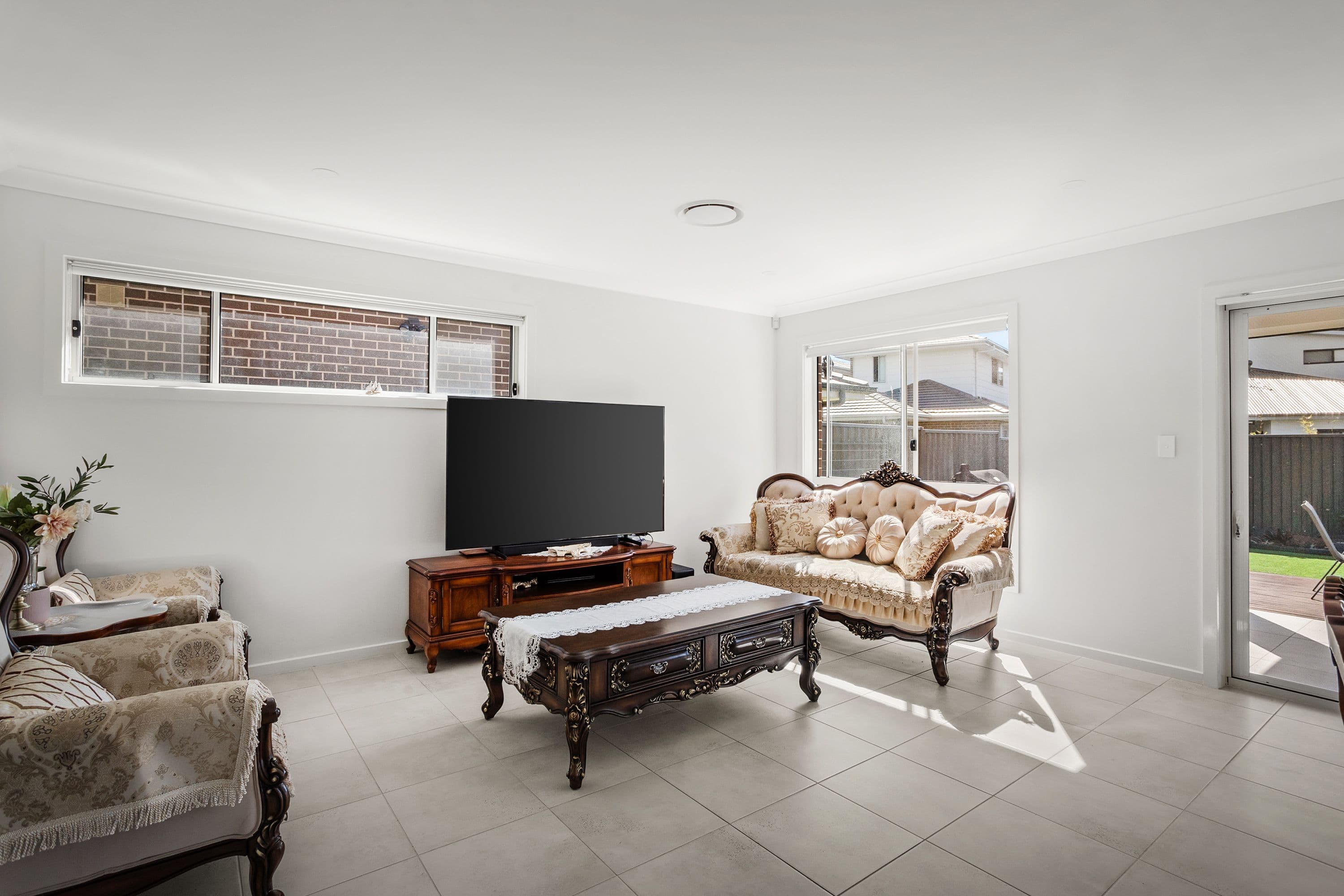 35 Swordfish Street, Schofields NSW 2762, Schofields - Thumbnail 2