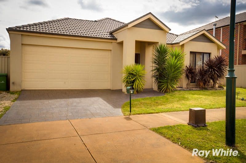 14 Barwon Drive, PAKENHAM VIC 3810, Pakenham - Image 1