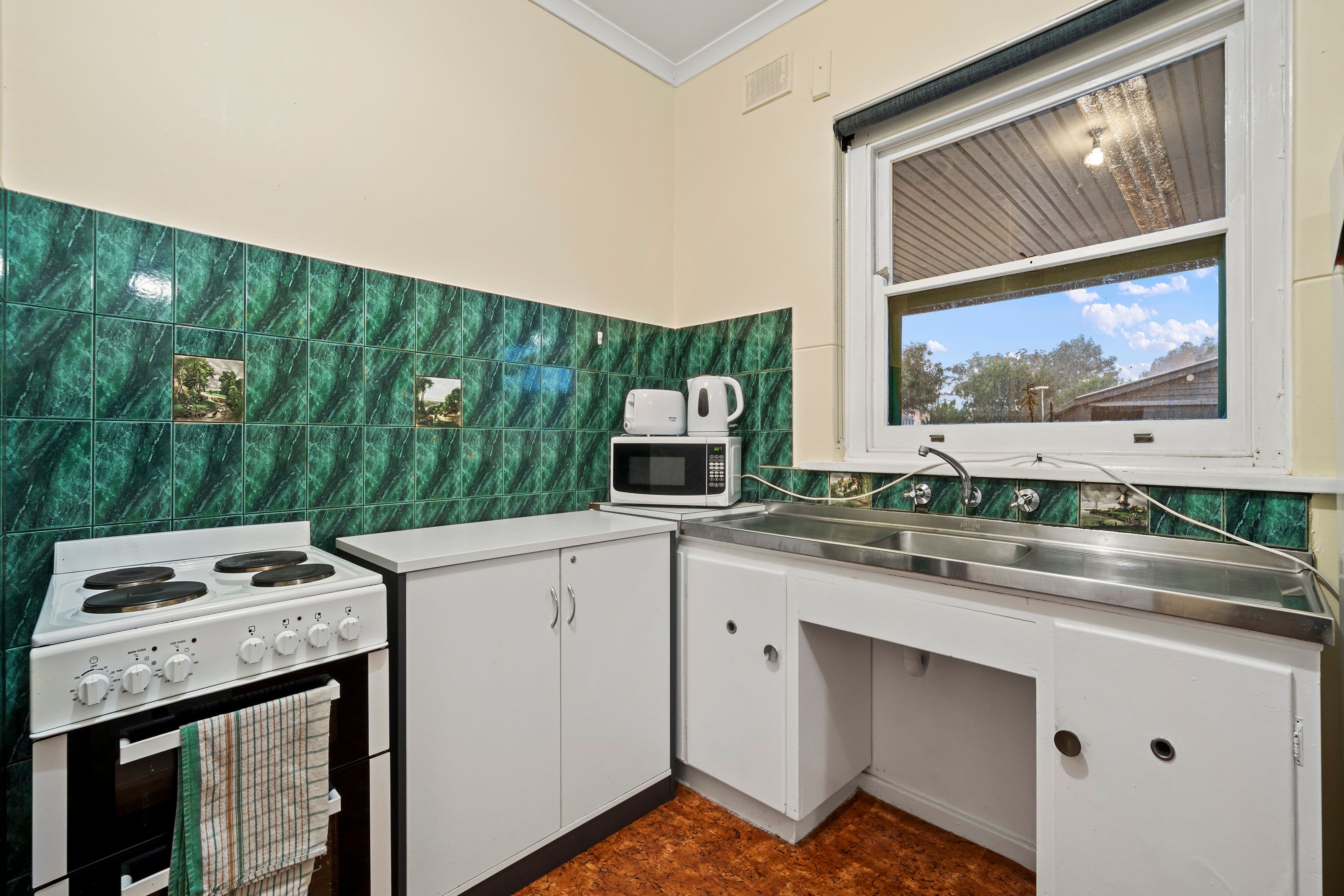12 Thompson Street, Elizabeth South SA 5112, Elizabeth South - Thumbnail 7