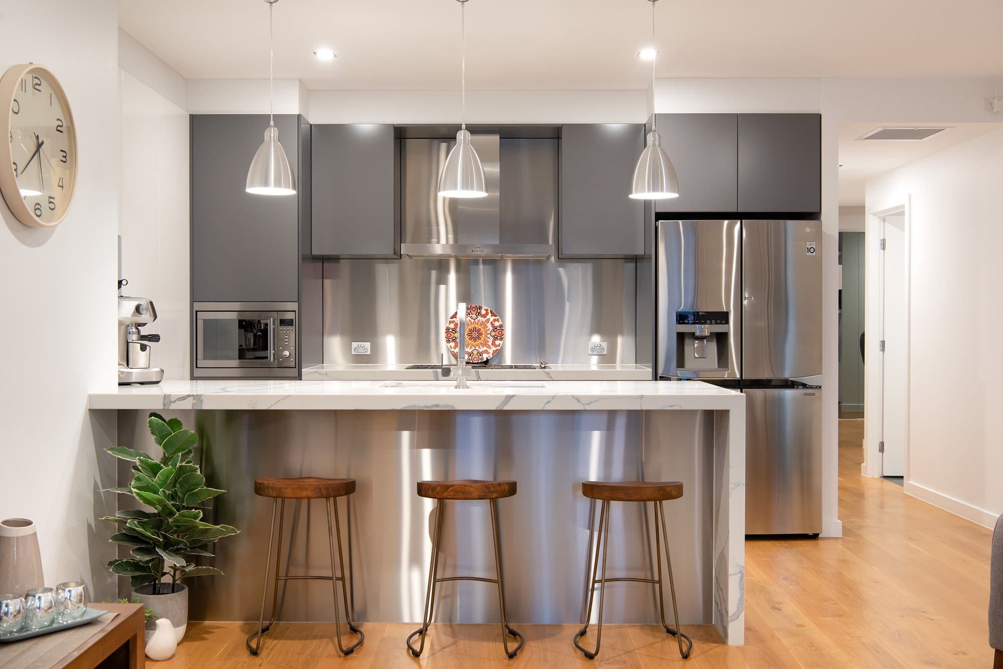 21 Jamieson Street, Bulimba QLD 4171, Bulimba - Thumbnail 2