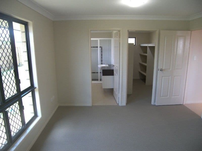 39 Corella Drive, GRACEMERE QLD 4702, Gracemere - Thumbnail 3