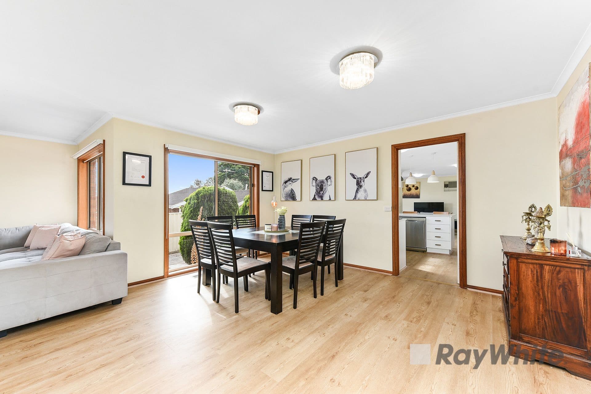 9 Bramwell Close, Endeavour Hills VIC 3802, Endeavour Hills - Thumbnail 4