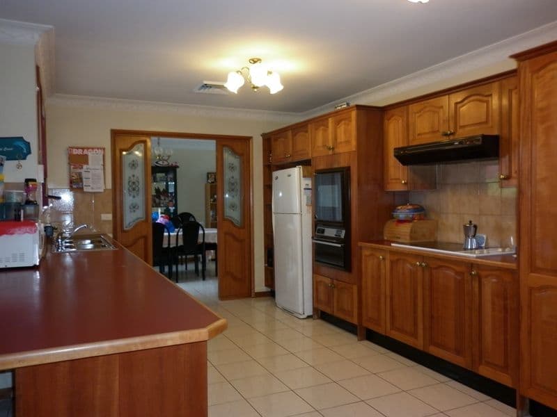 36  Boronia Road, BOSSLEY PARK NSW 2176, Bossley Park - Thumbnail 6