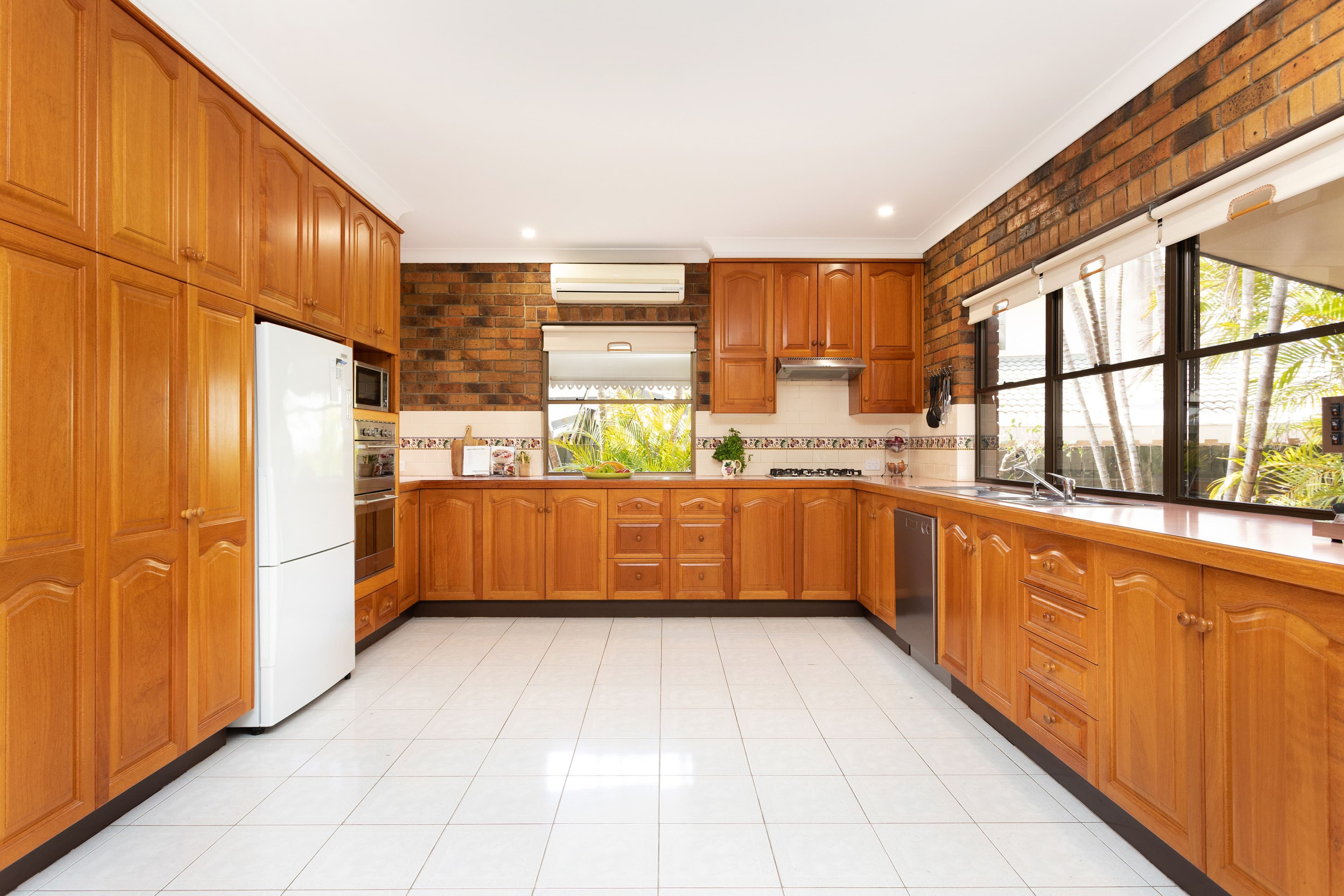 42 Roebig Street, Aspley QLD 4034, Aspley - Thumbnail 4