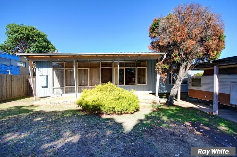 10 Olive Street, MORNINGTON VIC 3931, Mornington - Thumbnail 4