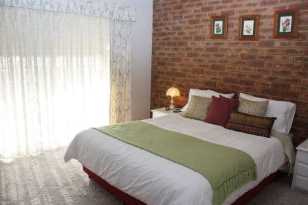 24 Ramsay Street, COROWA NSW 2646, Corowa - Thumbnail 6