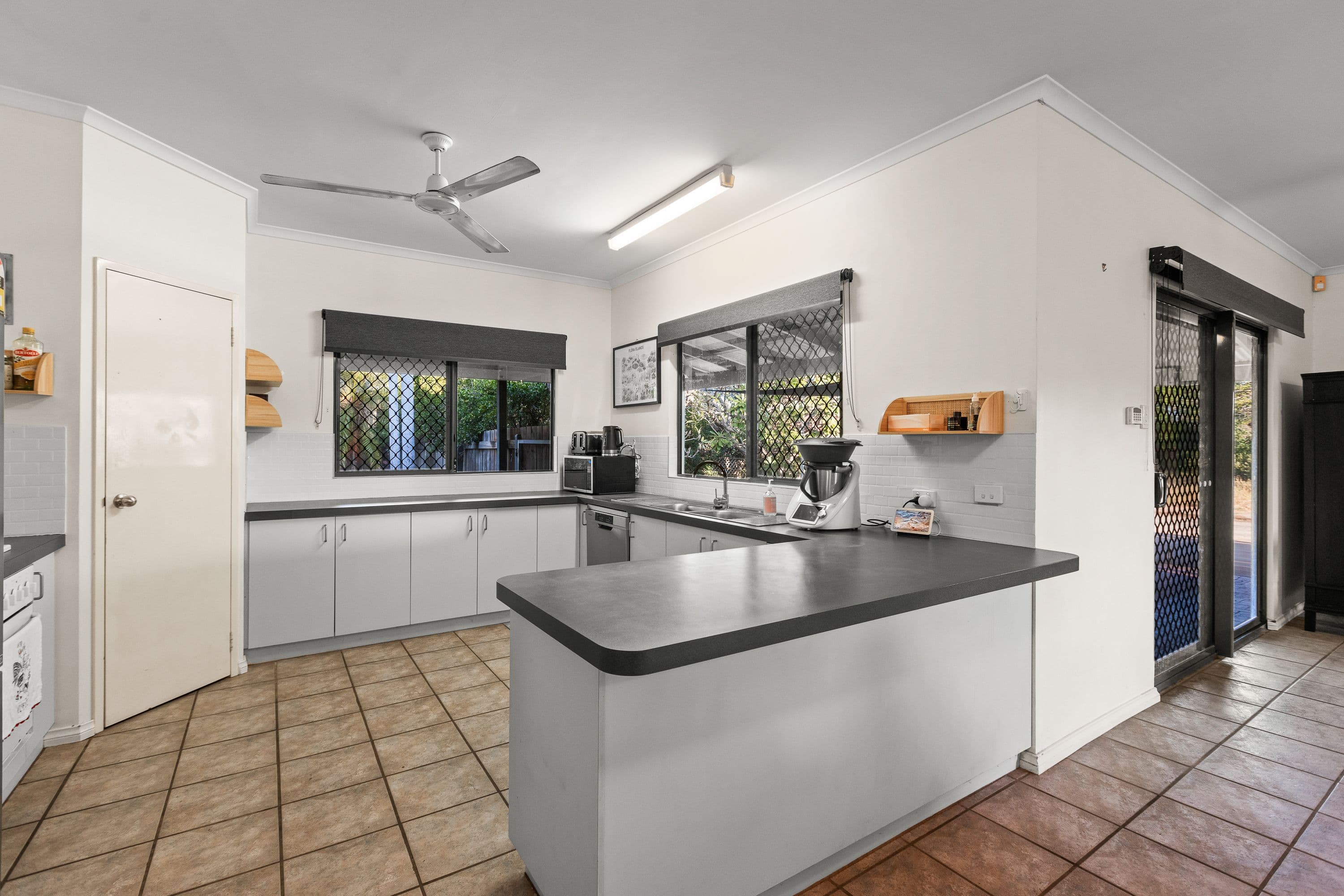110 Sanderling Drive, Djugun WA 6725, Djugun - Thumbnail 5