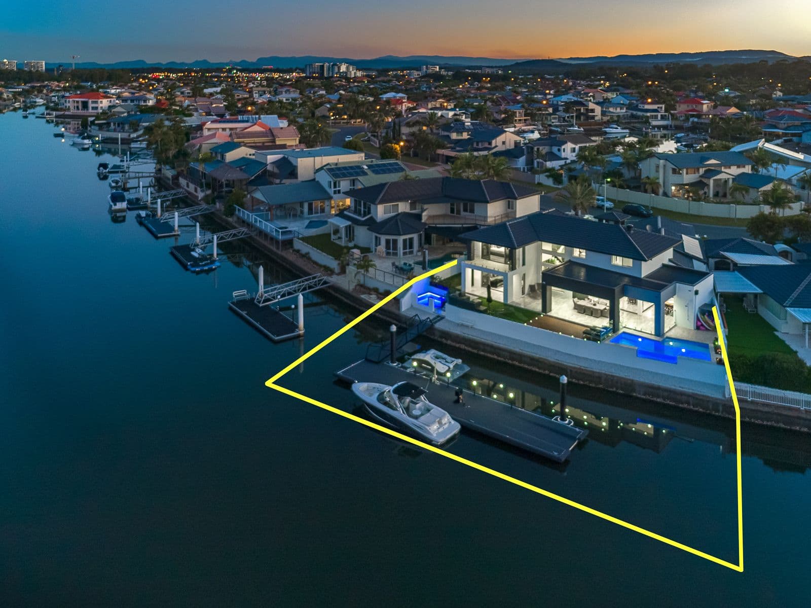 155 Pebble Beach Drive, Runaway Bay QLD 4216, Runaway Bay - Thumbnail 2